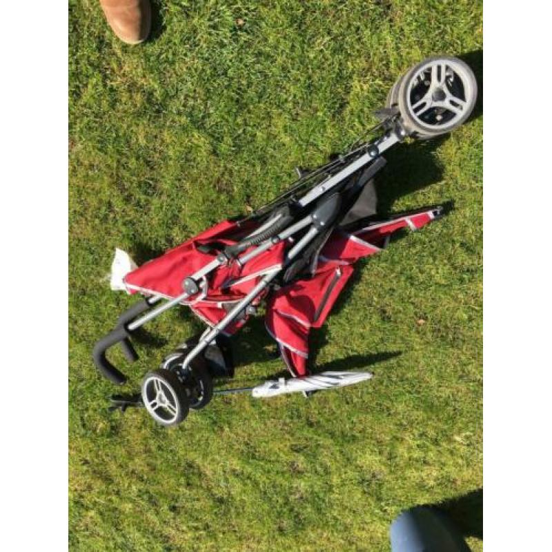Rode buggy met afneembare kap en parasol