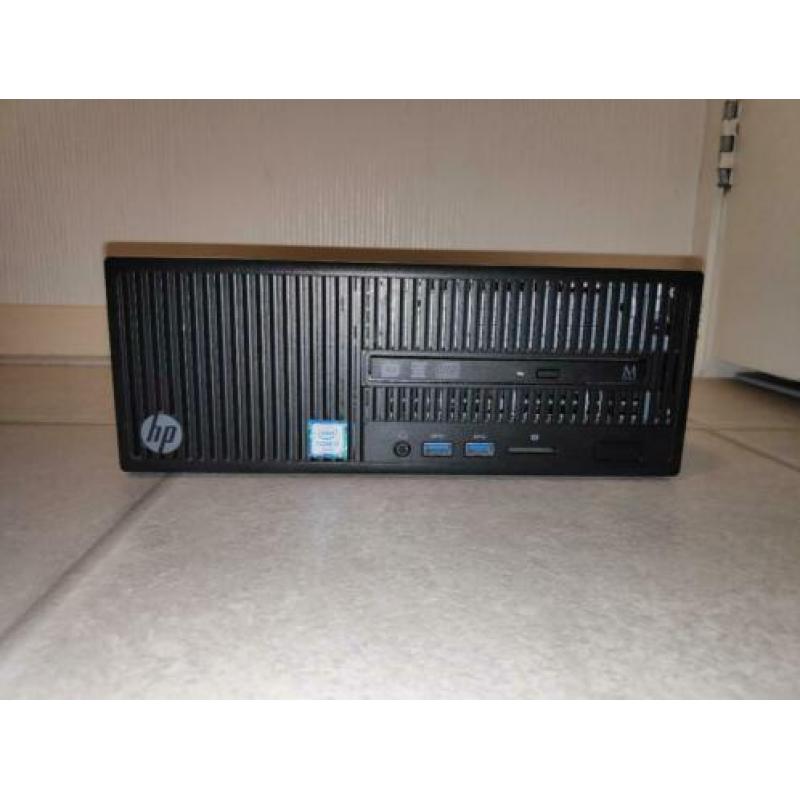 HP 280 G2 i3-6100 zakelijke desktop + dell monitor