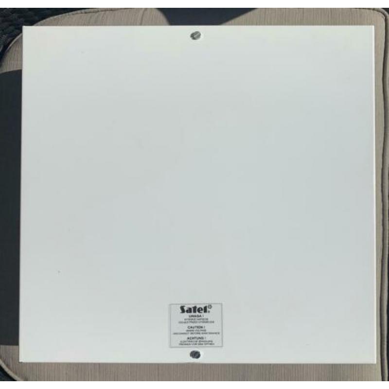 Satel Integra 32 alarmcentrale - alarmsysteem