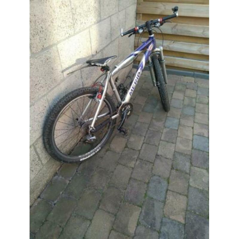 Merida mountainbike, alleen achterrem, verlichting