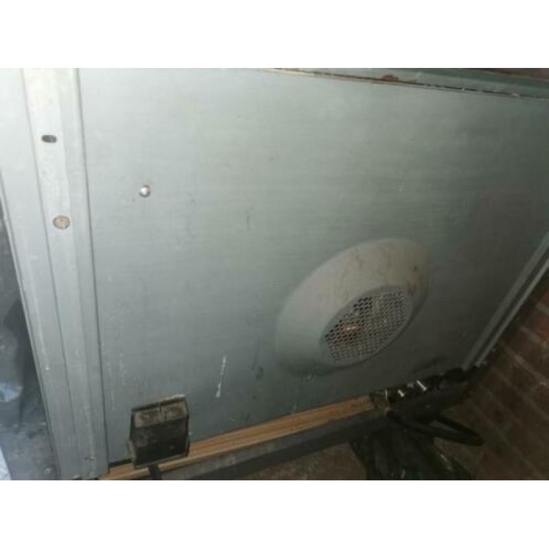 Boretti 90 cm 5 pits