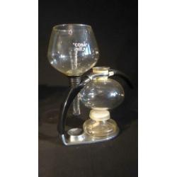 Cona Size B koffiezetter met houten koffiemolen