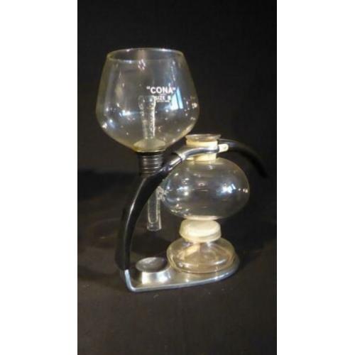 Cona Size B koffiezetter met houten koffiemolen