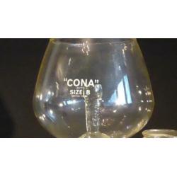Cona Size B koffiezetter met houten koffiemolen