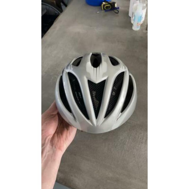 Fietshelm zilver