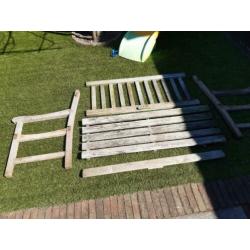Hardhouten tuinbank