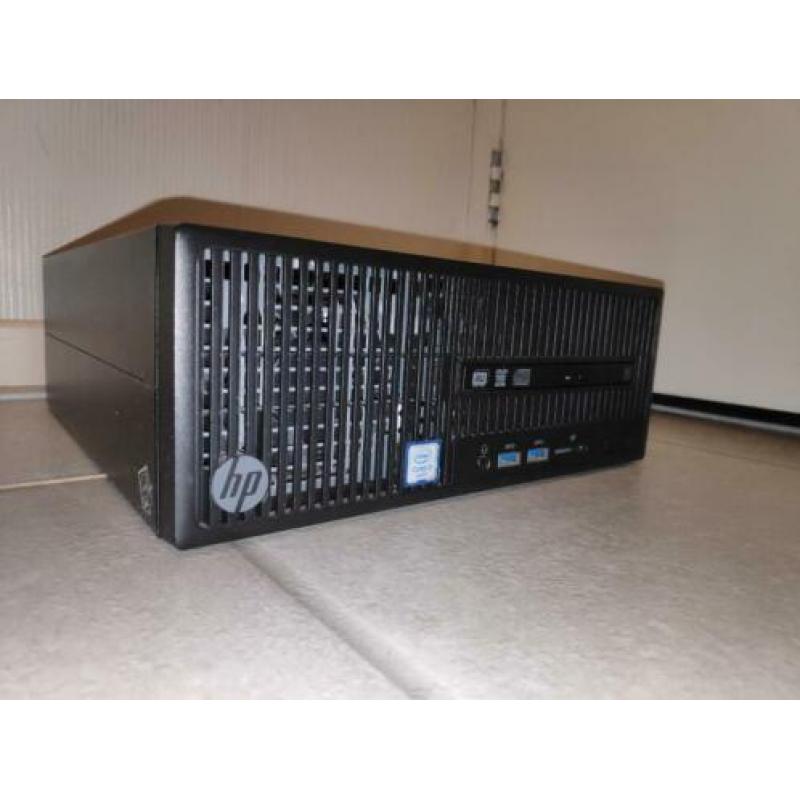 HP 280 G2 i3-6100 zakelijke desktop + dell monitor