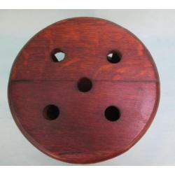 Mooie Ouderwetse Ronde Houten Stoof met Spijltjes