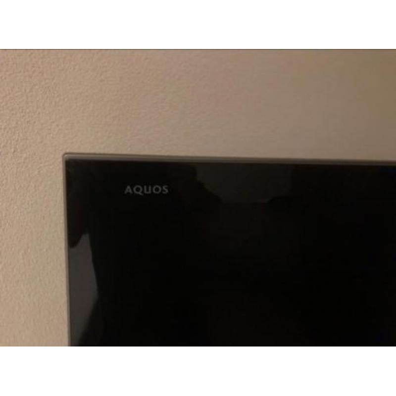 Sharp Aquos Lcd full hd 81 cm