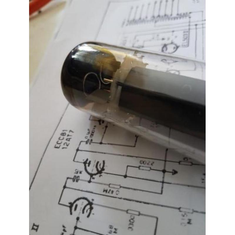 Philips El34 productie code xf2.B3F4 Dual getter rings