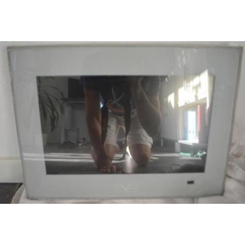 17 inch badkamer TV - Tilevision - Badkamertelevisie
