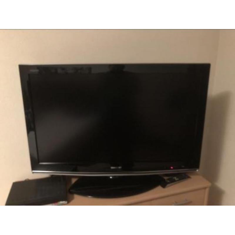Sharp Aquos Lcd full hd 81 cm