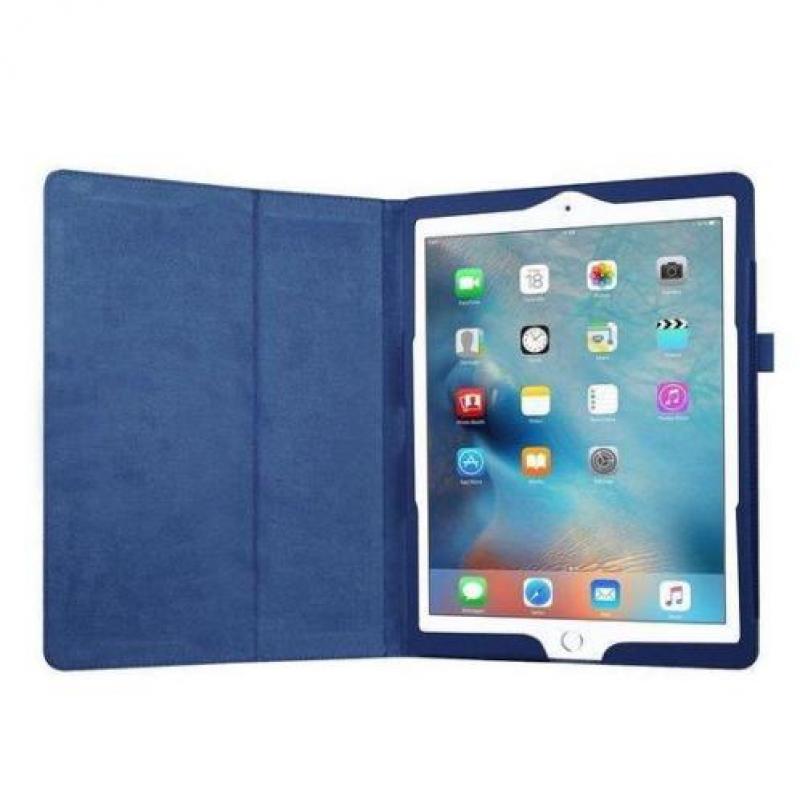 iPad 9.7 (2017 / 2018) book case hoes - blauw