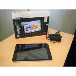 Difrnce internet tablet, dual core, 8inch zgan in doos.