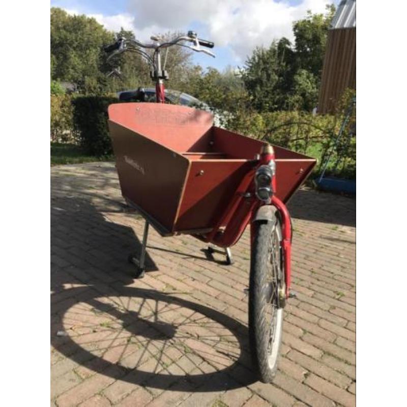 Rode bakfiets cargo long in zeer goede staat, met tent