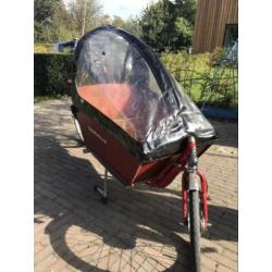 Rode bakfiets cargo long in zeer goede staat, met tent