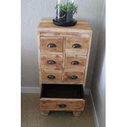 Stoere teak ladekast oude kast apothekerskast
