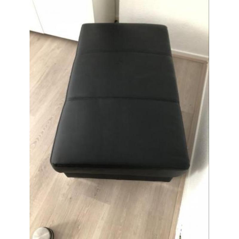 Imitatieleer hoecker ( poef)