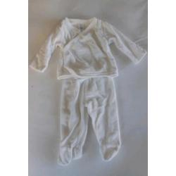 Baby kleertjes maat 50 en 56