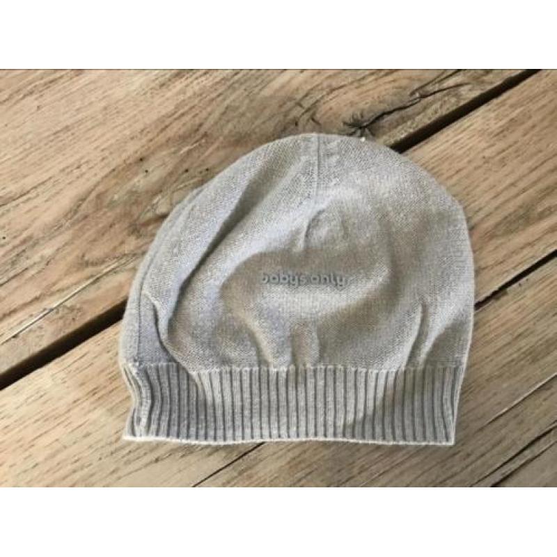 Babys only setje grijs gebreid, romper, mutsje en slofjes