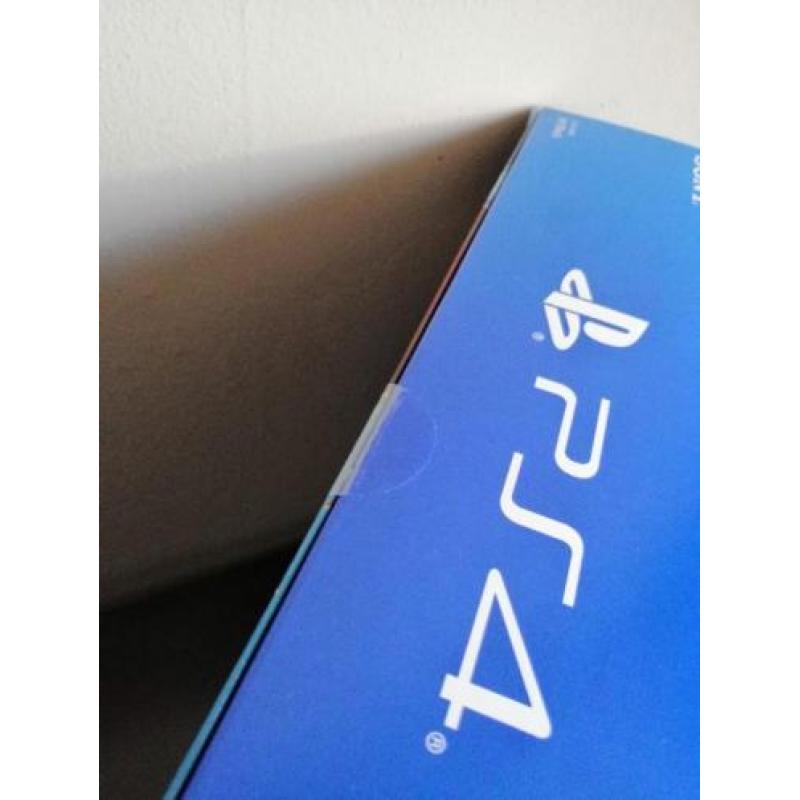 Ps4 slim 1 TB NIEUW GESEALD+FIFA19