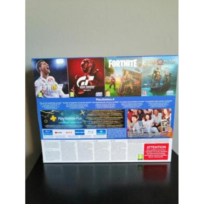 Ps4 slim 1 TB NIEUW GESEALD+FIFA19